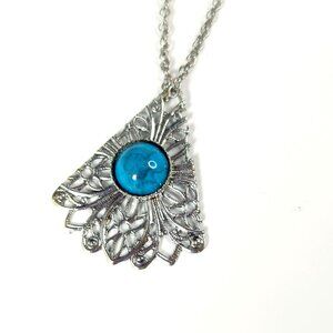 Vintage Style Silver-Tone Filigree Pendant Necklace With Turquoise Accent